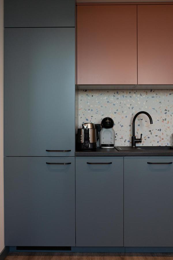 M8 Stylish One-Bedroom Apartment Kaunas Kültér fotó